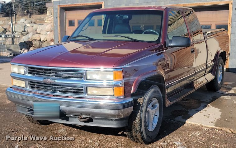 image for item KT9644 1998 Chevrolet K1500  Ext. Cab pickup truck