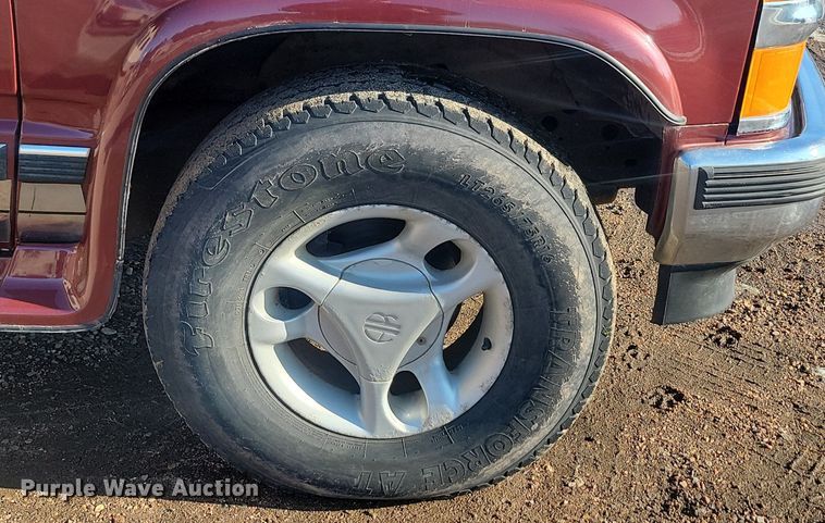 image for item KT9644 1998 Chevrolet K1500  Ext. Cab pickup truck