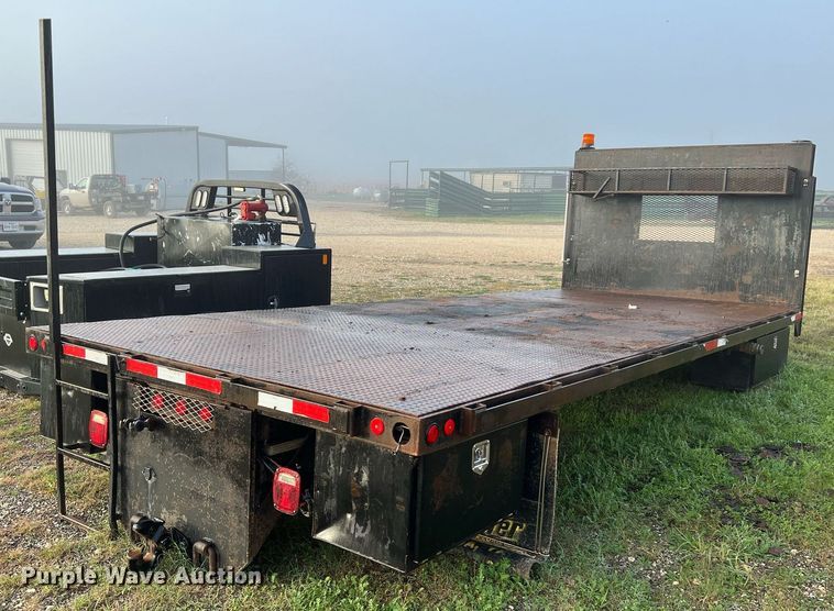 image for item KV9940 Texoma  flatbed