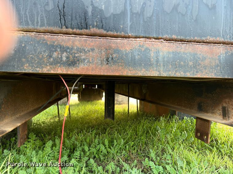 image for item KV9940 Texoma  flatbed