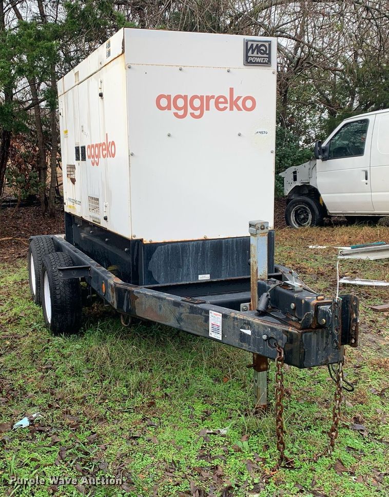 image for item KX9785 2013 Multiquip Whisperwatt DH-04801  generator