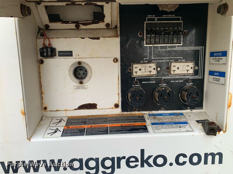 image for item KX9785 2013 Multiquip Whisperwatt DH-04801  generator