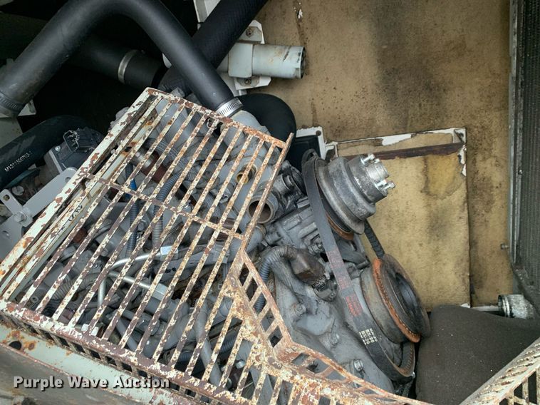 image for item KX9785 2013 Multiquip Whisperwatt DH-04801  generator