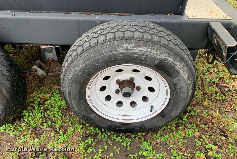 image for item KX9785 2013 Multiquip Whisperwatt DH-04801  generator