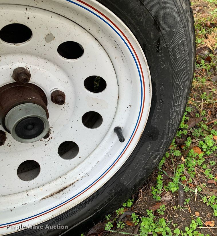 image for item KX9785 2013 Multiquip Whisperwatt DH-04801  generator