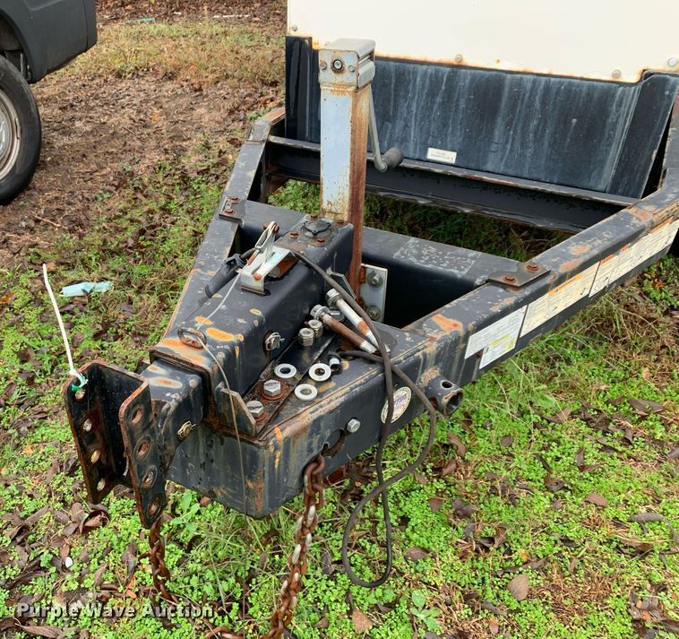 image for item KX9785 2013 Multiquip Whisperwatt DH-04801  generator