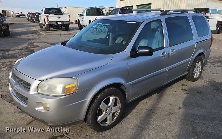 image for item LB9711 2008 Chevrolet Uplander LT  van