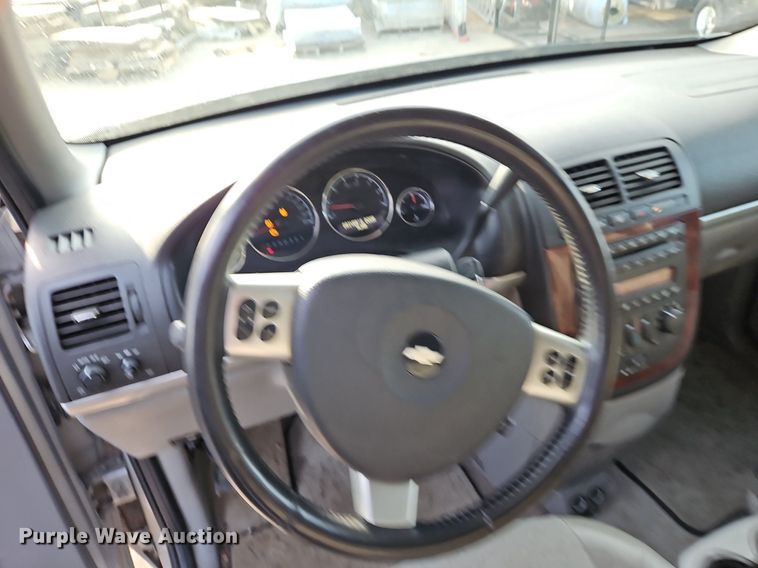 image for item LB9711 2008 Chevrolet Uplander LT  van