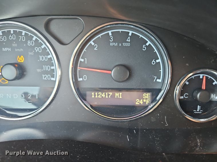 image for item LB9711 2008 Chevrolet Uplander LT  van