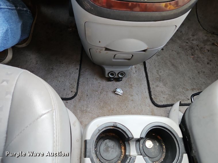 image for item LB9711 2008 Chevrolet Uplander LT  van