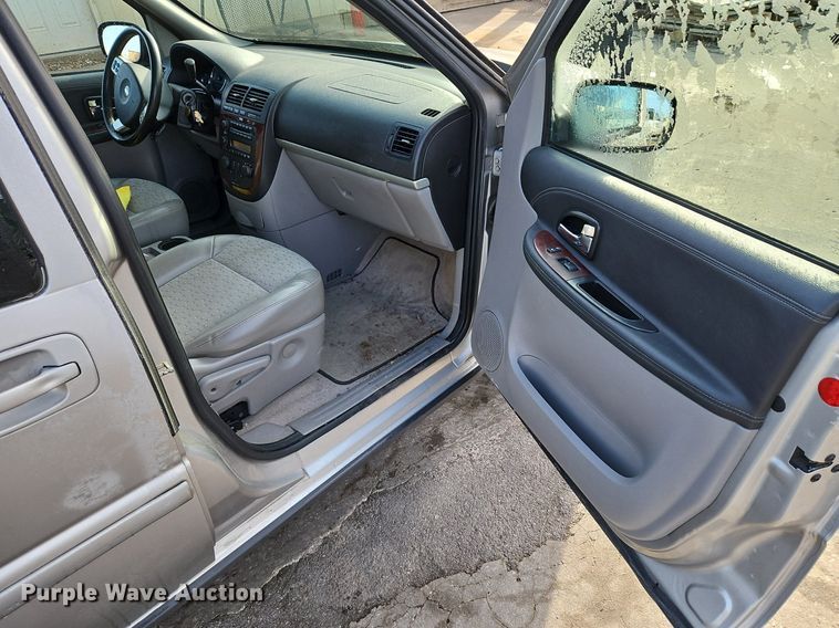 image for item LB9711 2008 Chevrolet Uplander LT  van