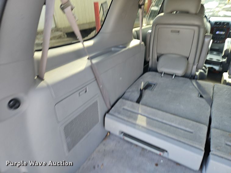 image for item LB9711 2008 Chevrolet Uplander LT  van