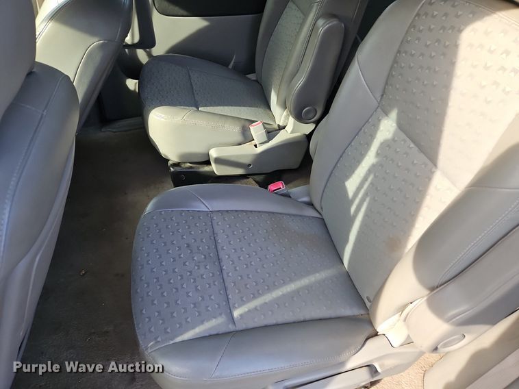 image for item LB9711 2008 Chevrolet Uplander LT  van