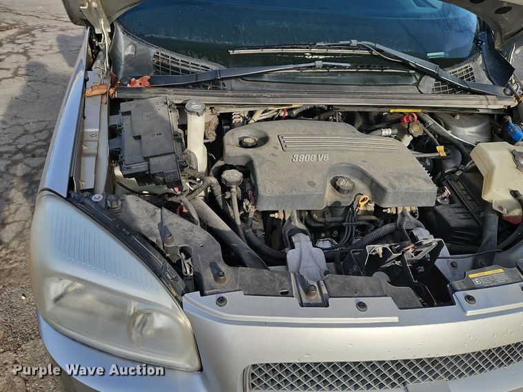 image for item LB9711 2008 Chevrolet Uplander LT  van