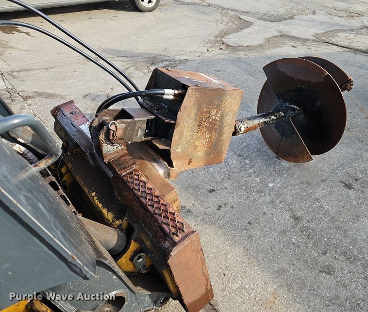 image for item LB9712 Lowe 1650FH  skid steer auger