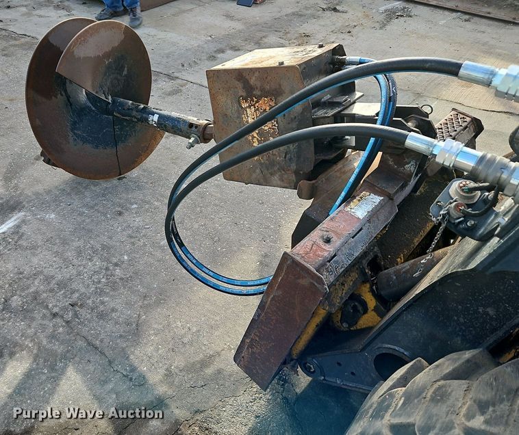 image for item LB9712 Lowe 1650FH  skid steer auger