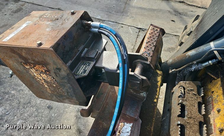 image for item LB9712 Lowe 1650FH  skid steer auger