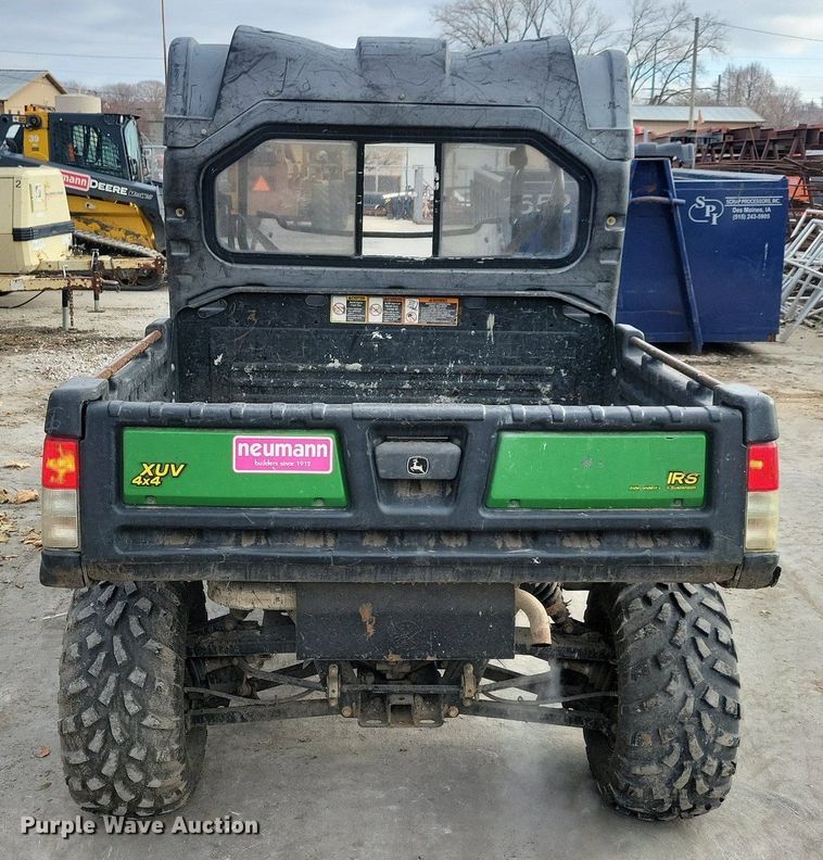 image for item LC9505 2013 John Deere 825E Gator  utility vehicle