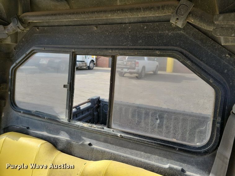 image for item LC9505 2013 John Deere 825E Gator  utility vehicle