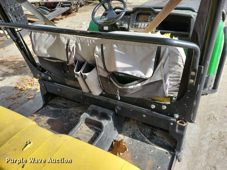 image for item LC9505 2013 John Deere 825E Gator  utility vehicle