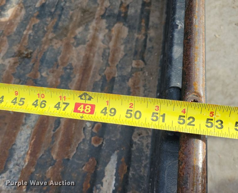 image for item LC9505 2013 John Deere 825E Gator  utility vehicle