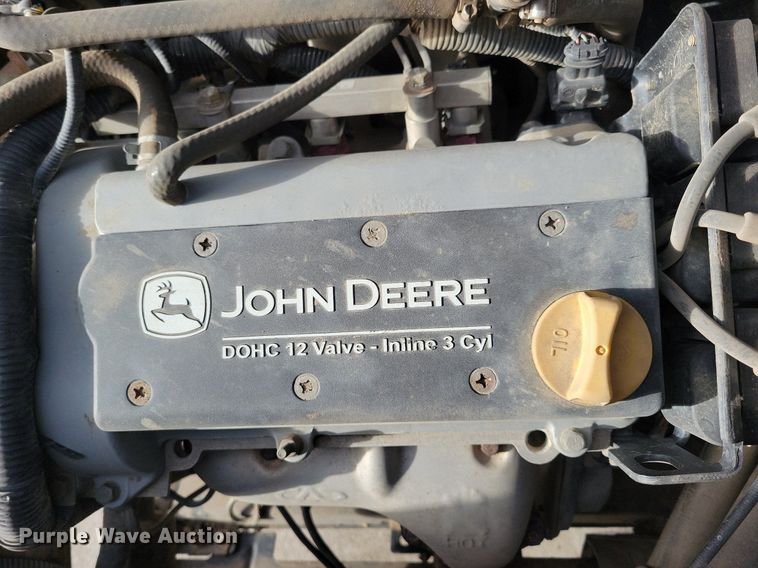 image for item LC9505 2013 John Deere 825E Gator  utility vehicle