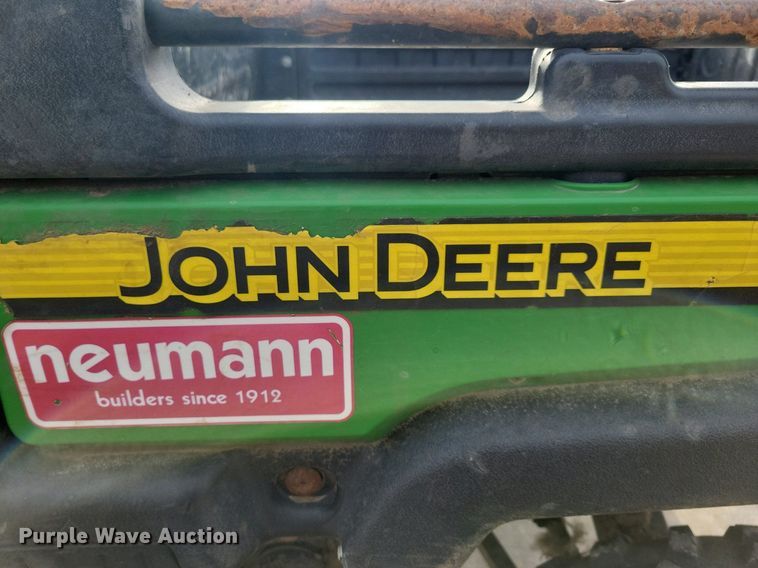 image for item LC9505 2013 John Deere 825E Gator  utility vehicle