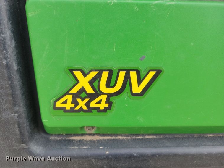 image for item LC9505 2013 John Deere 825E Gator  utility vehicle