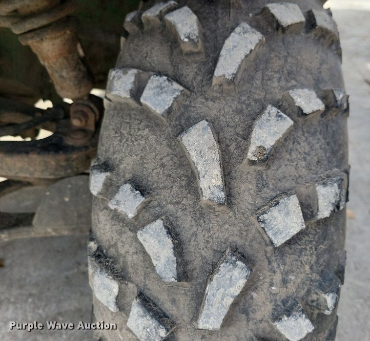 image for item LC9505 2013 John Deere 825E Gator  utility vehicle