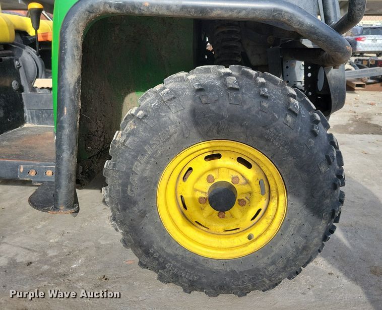 image for item LC9505 2013 John Deere 825E Gator  utility vehicle