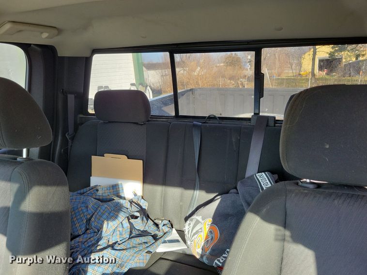 image for item LC9506 2011 GMC Sierra 1500  Ext. Cab pickup truck