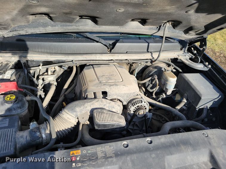 image for item LC9506 2011 GMC Sierra 1500  Ext. Cab pickup truck