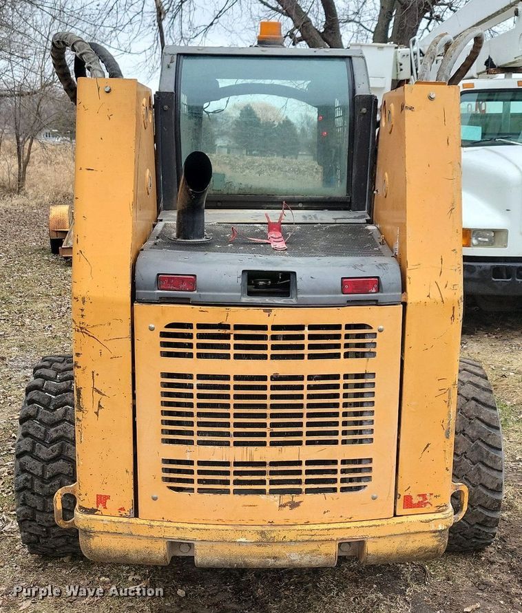 image for item LC9511 2005 Case 450  skid steer loader