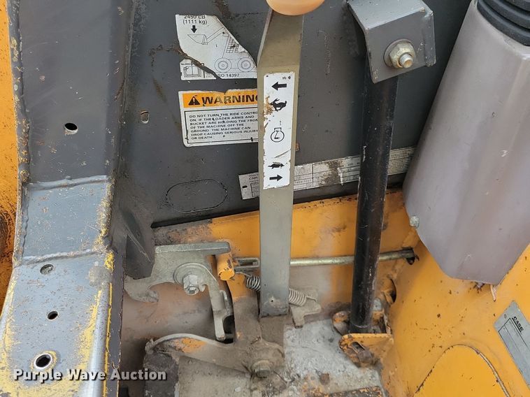 image for item LC9511 2005 Case 450  skid steer loader