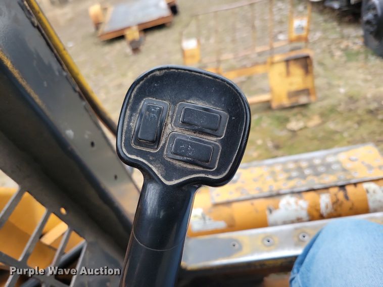 image for item LC9511 2005 Case 450  skid steer loader