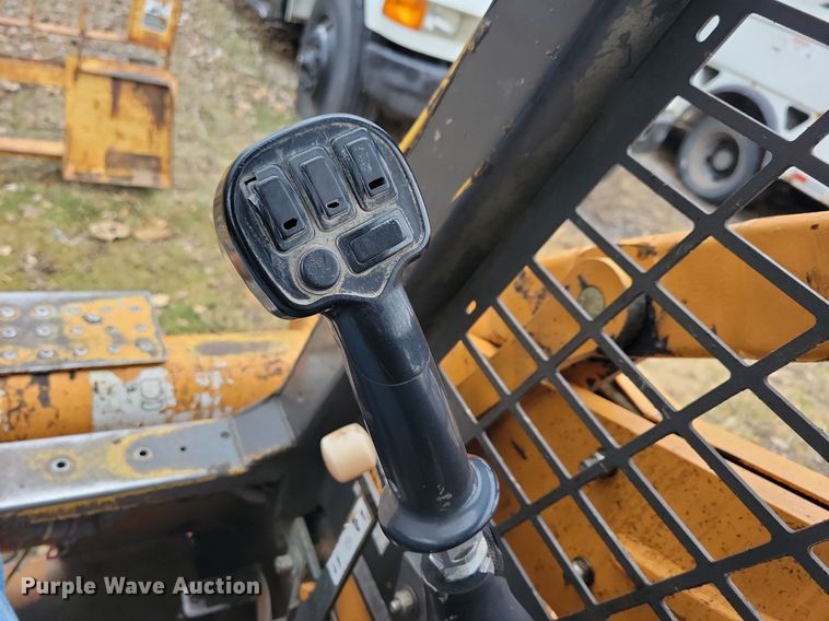 image for item LC9511 2005 Case 450  skid steer loader