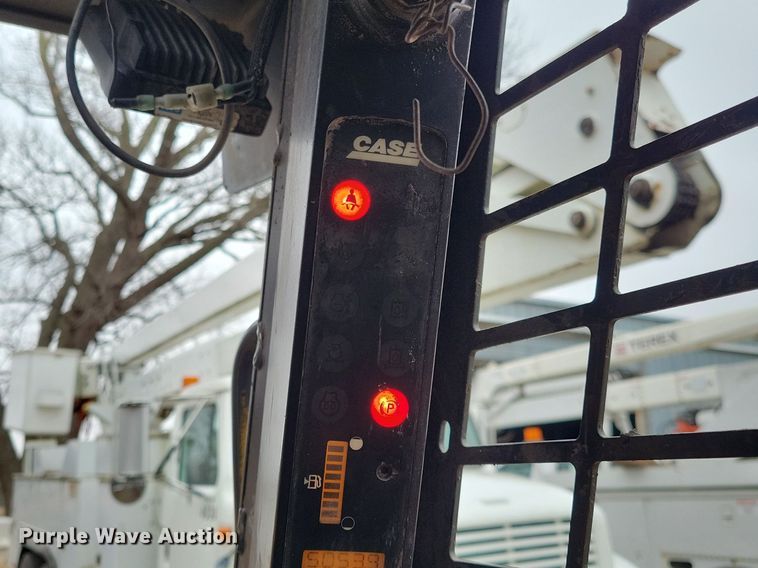 image for item LC9511 2005 Case 450  skid steer loader