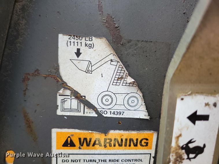 image for item LC9511 2005 Case 450  skid steer loader