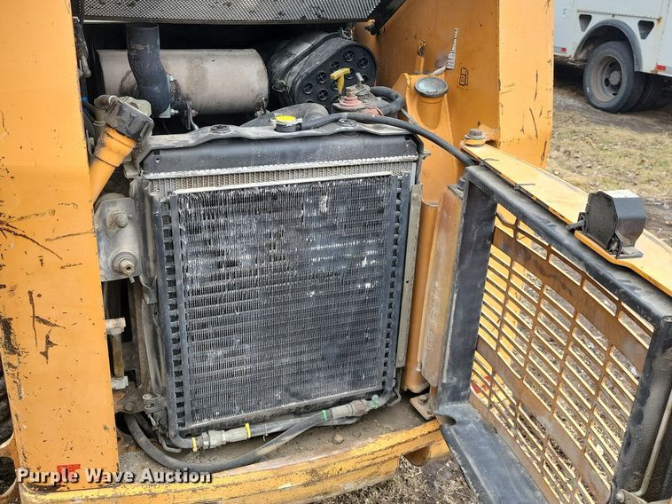 image for item LC9511 2005 Case 450  skid steer loader