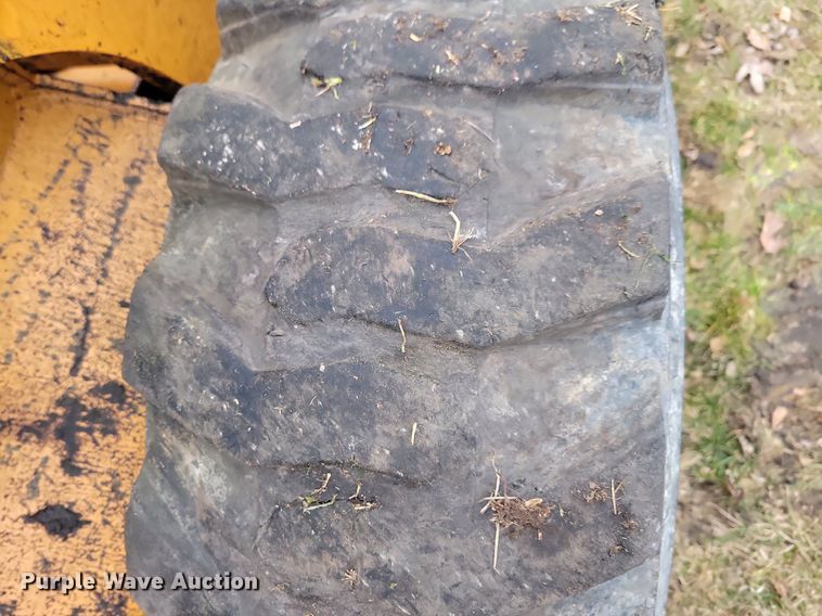 image for item LC9511 2005 Case 450  skid steer loader