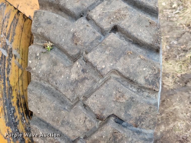 image for item LC9511 2005 Case 450  skid steer loader