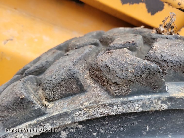 image for item LC9511 2005 Case 450  skid steer loader