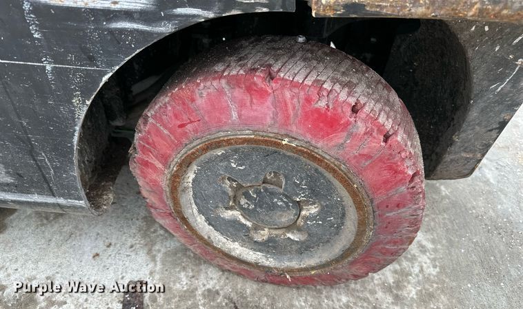 image for item LH9043 Hyster S50FT  forklift