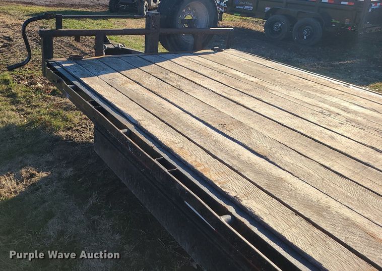 image for item LJ9460 2012 Maxey  equipment trailer