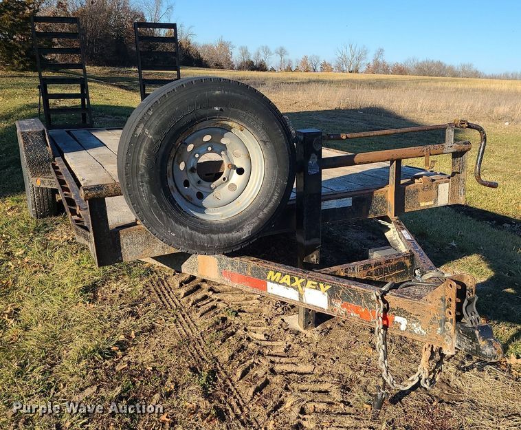 image for item LJ9460 2012 Maxey  equipment trailer