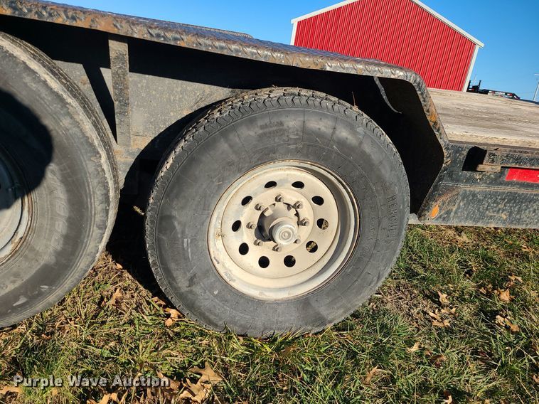 image for item LJ9460 2012 Maxey  equipment trailer