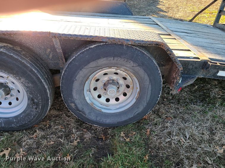 image for item LJ9460 2012 Maxey  equipment trailer