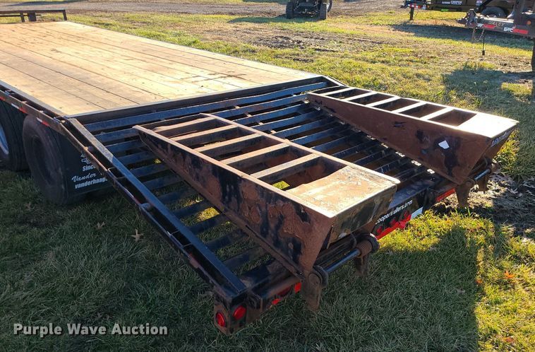 image for item LJ9461 2014 Load Trail  equipment trailer