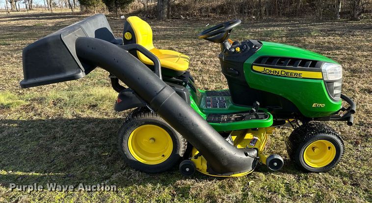 image for item LK9695 2019 John Deere E170  lawn mower