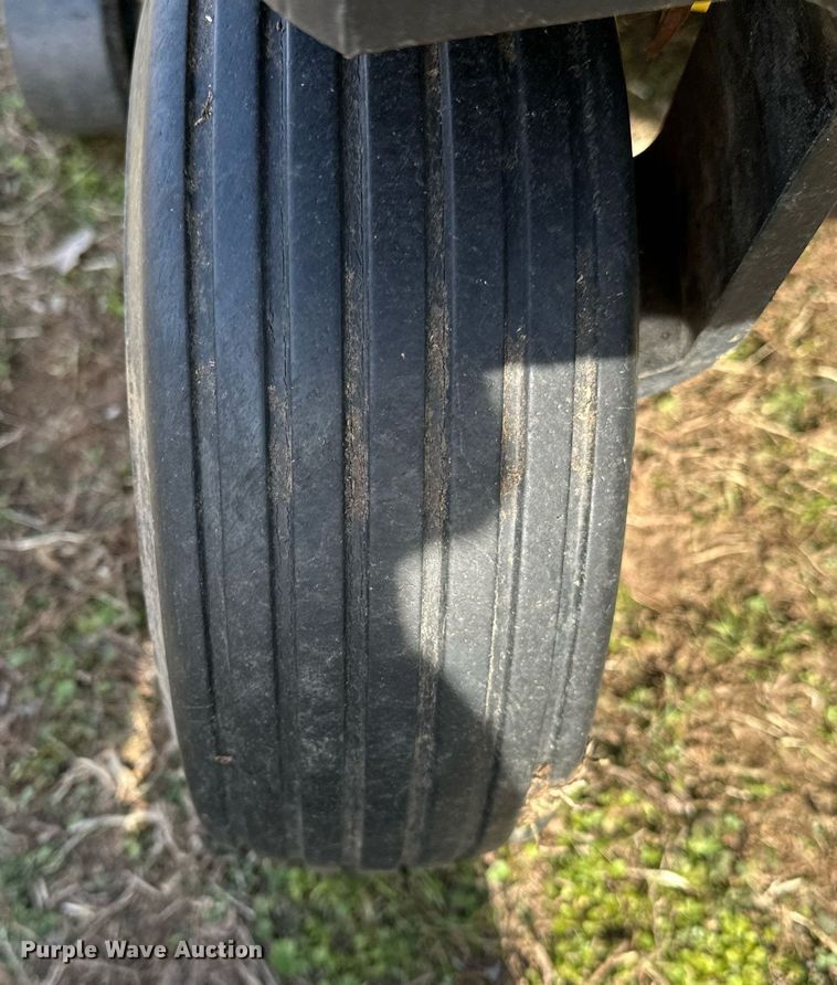 image for item LK9699 John Deere SST18  lawn mower